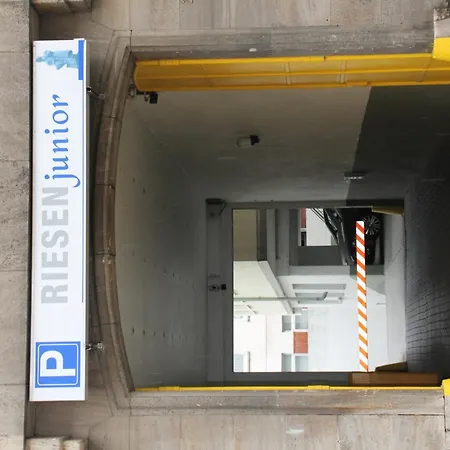 Hotel Riesenjunior By Trip Hanau